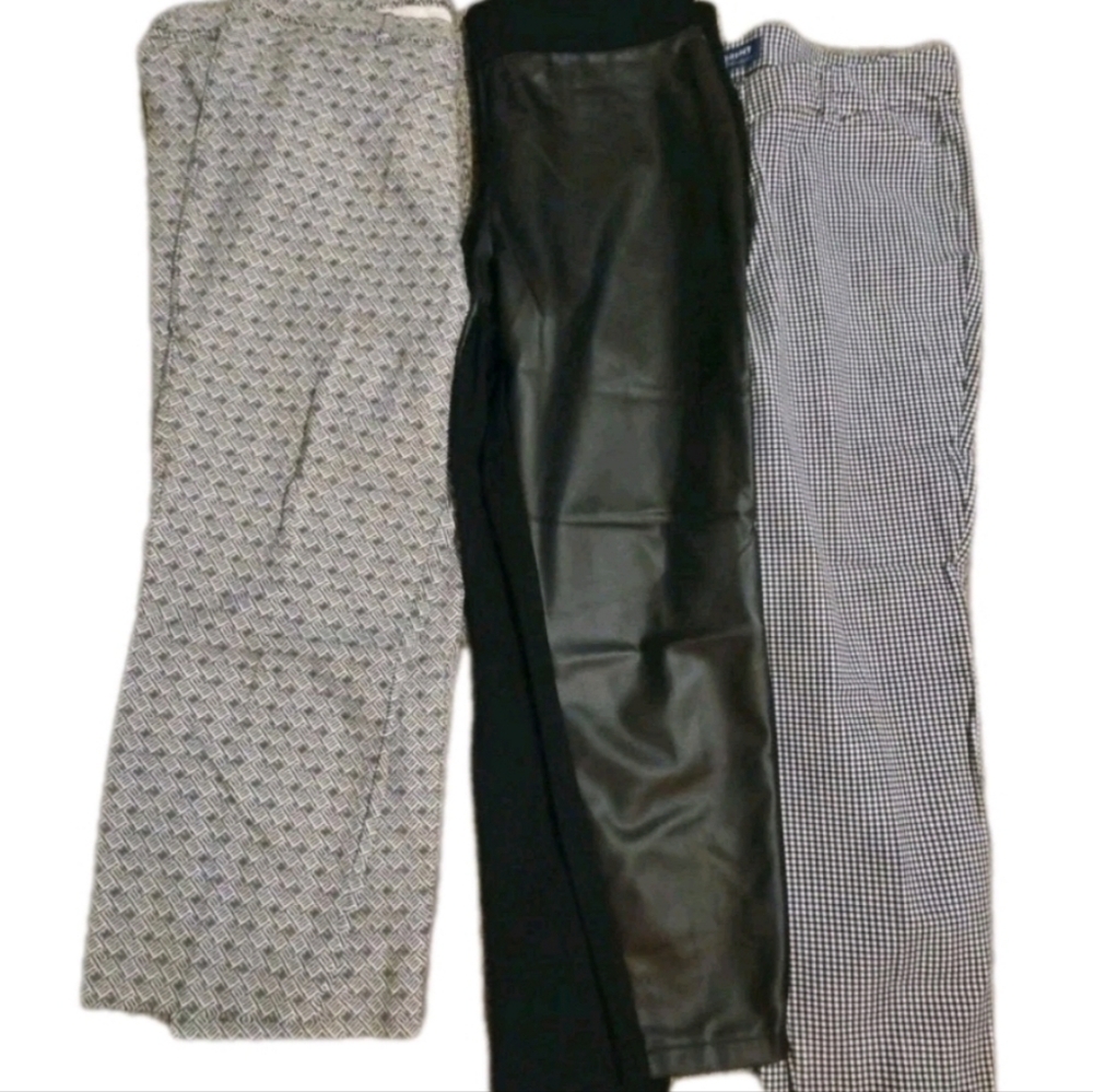 Womens Plus Sz Lot Of 3 Cropped Straight Leg Pants Sz 16-18 XL.